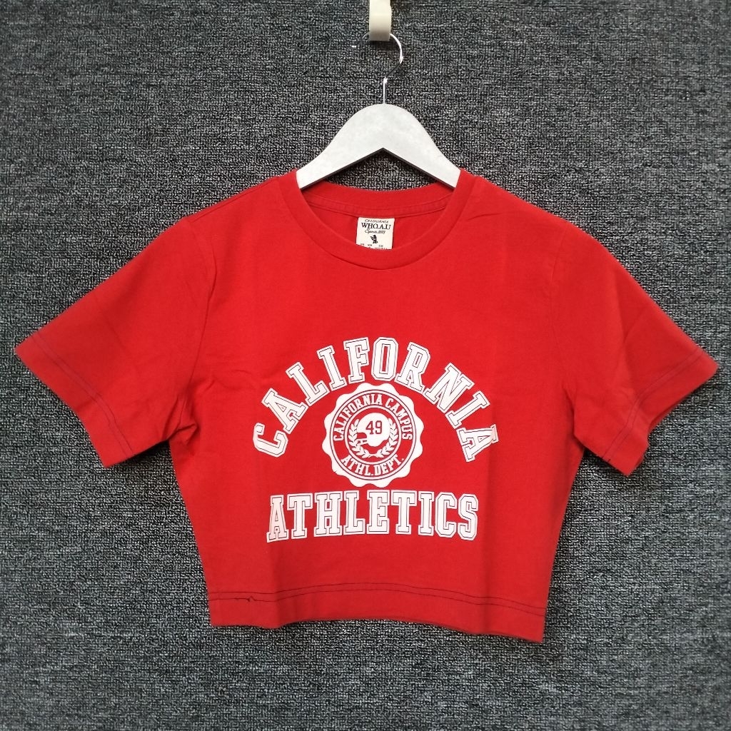 WHO.A.U Crop T-shirt