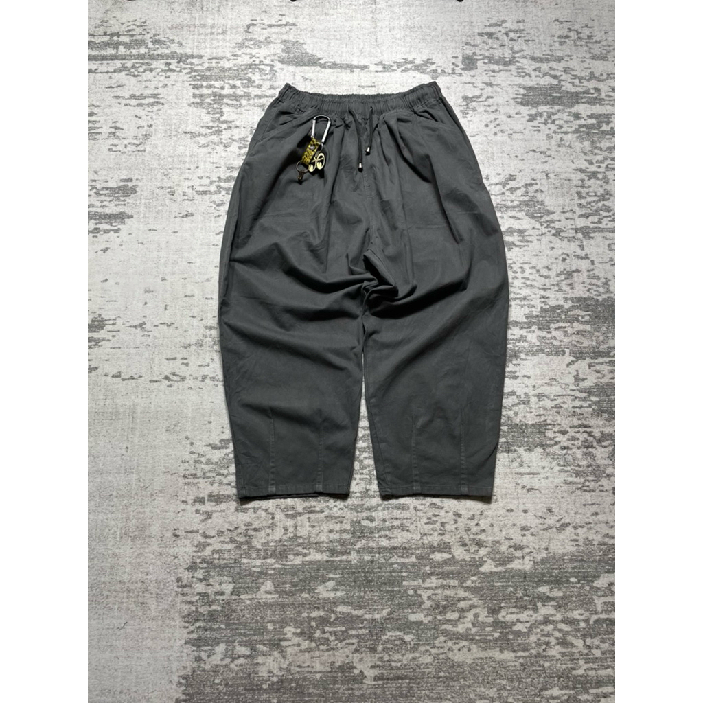 Jemut scone wide balloon pants charcoal
