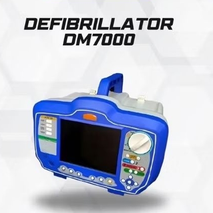 Defibrillator DM 7000 / Defibrilator DM 7000
