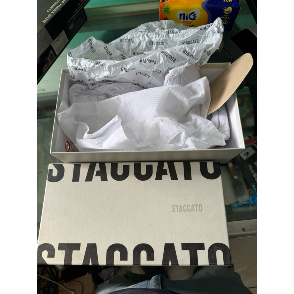 DUS BOX KOTAK SANDAL STACCATO ORIGINAL COPOTAN