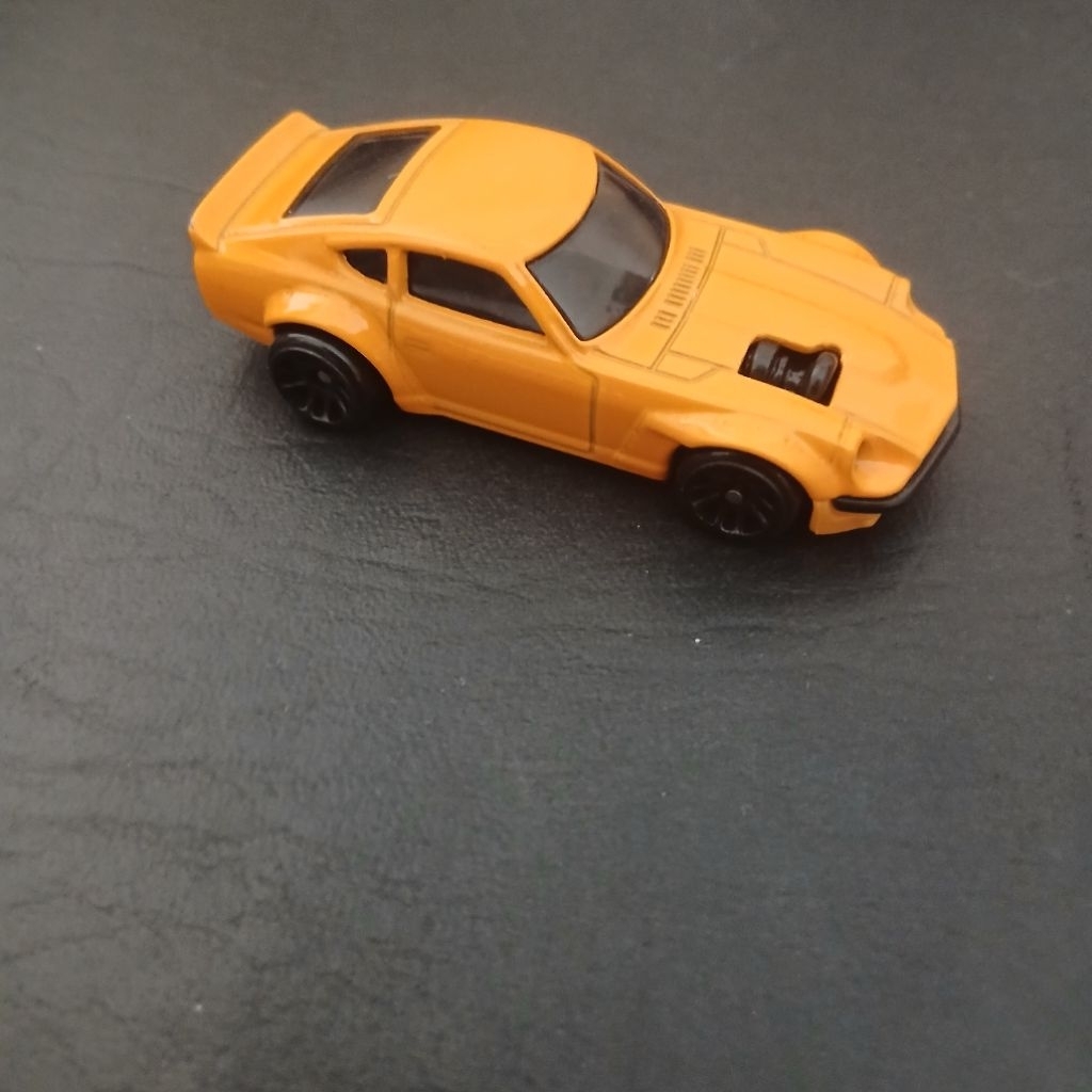 HW datsun 240z loose