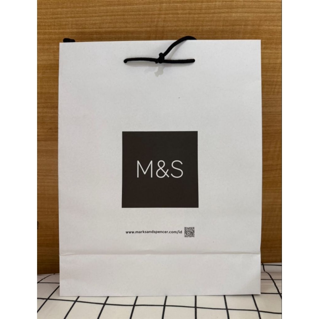 Paper Bag Marks & Spencer / Paperbag M&S / Paperbag Marks&Spencer