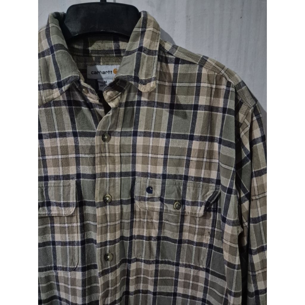 carharrt shirt