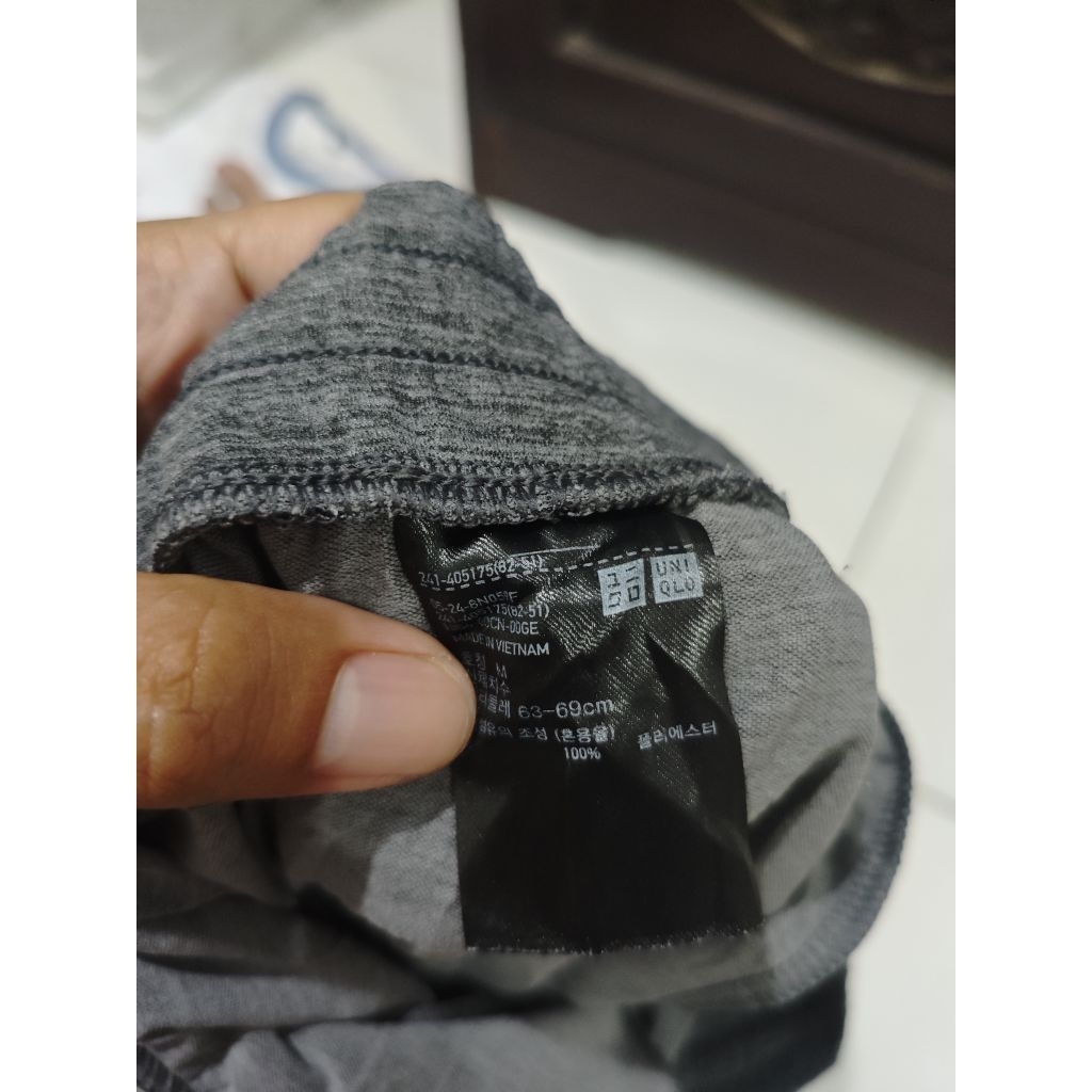 celana pendek bahan uniqlo adem second preloved