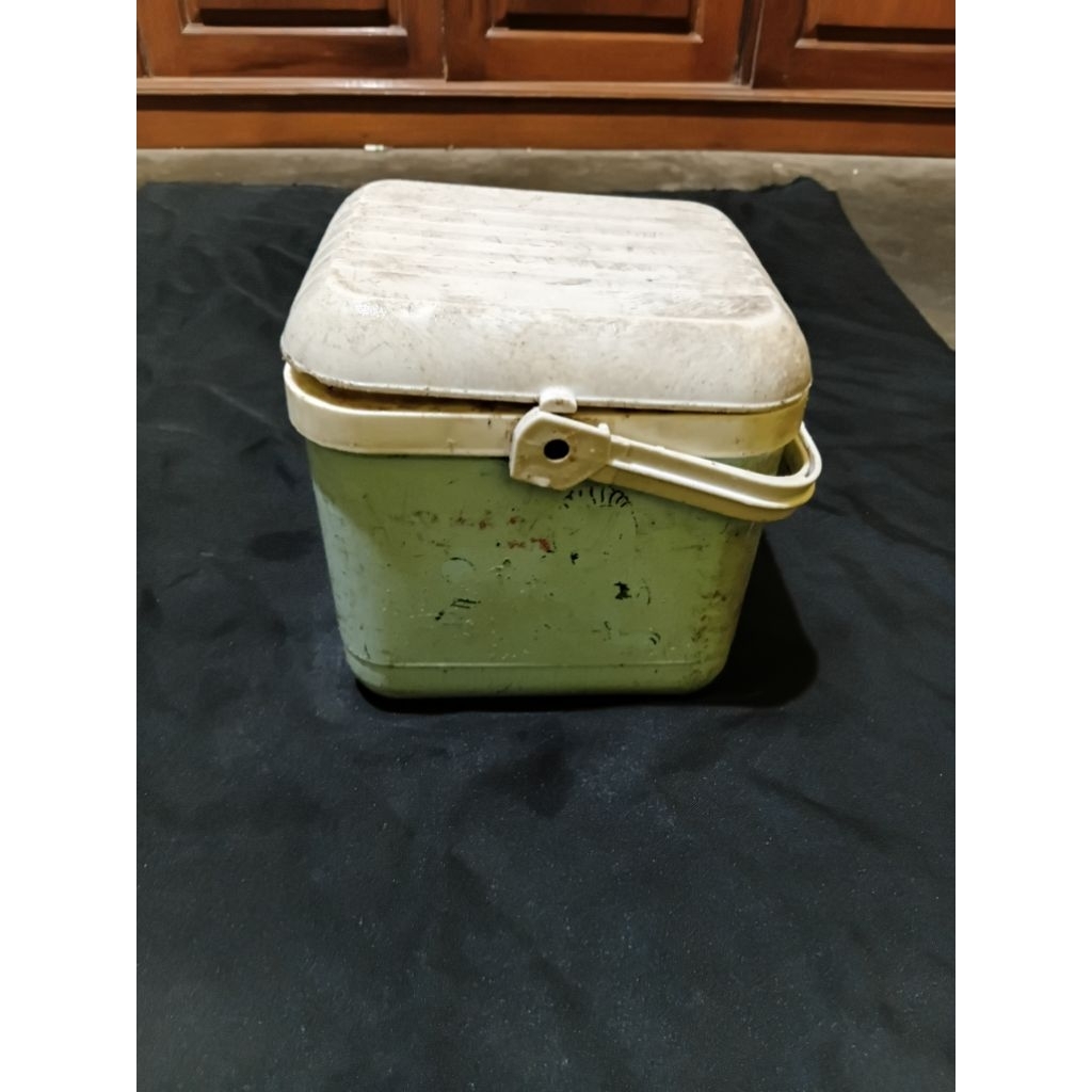 cooler box/pendingin es batu second