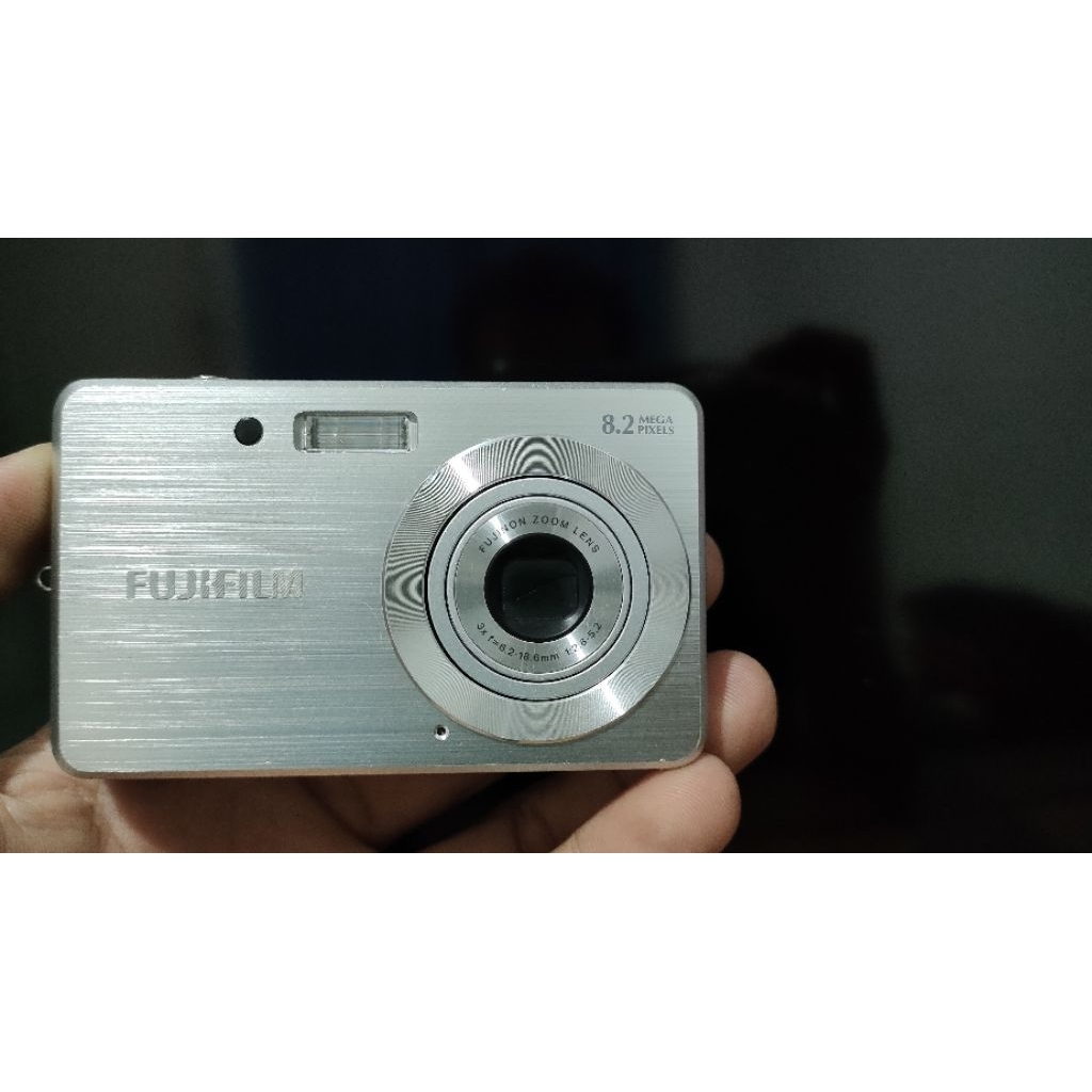 Fujifilm finepix-j10