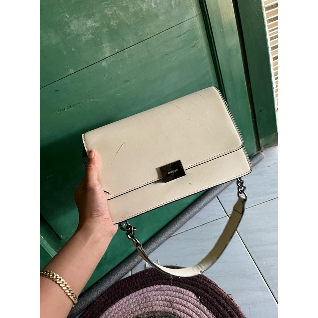 tas oneda preloved