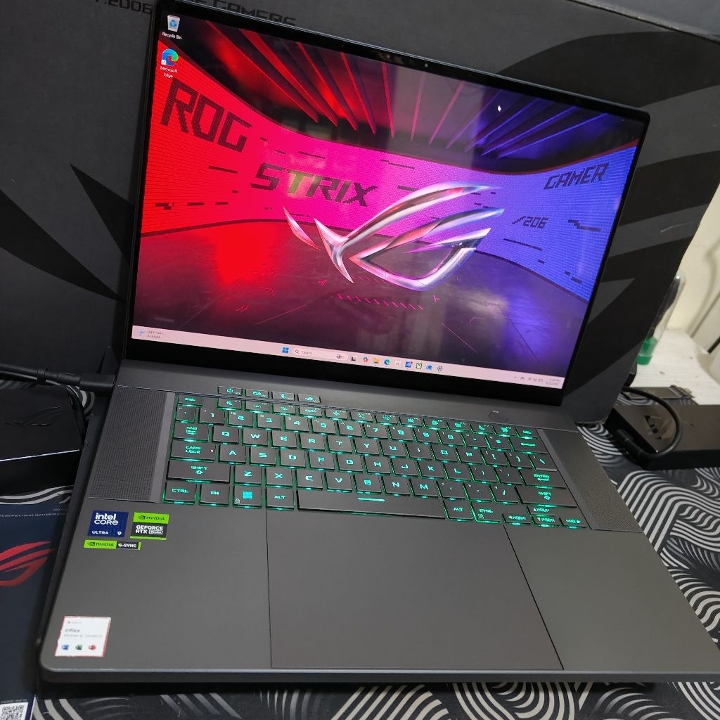 ASUS ROG Zephyrus G16 GU605MV Intel Ultra 9 185H RTX 4060 Garansi Resmi