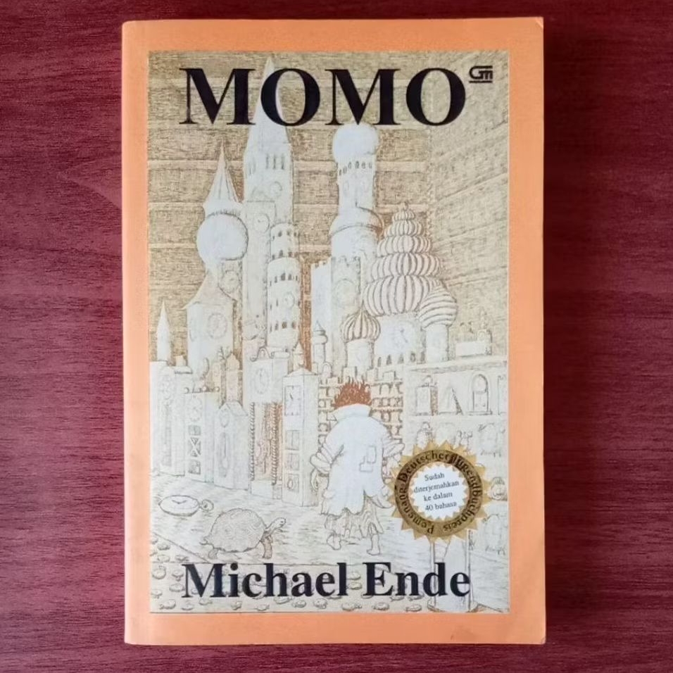 BUKU MOMO oleh MICHAEL ENDE