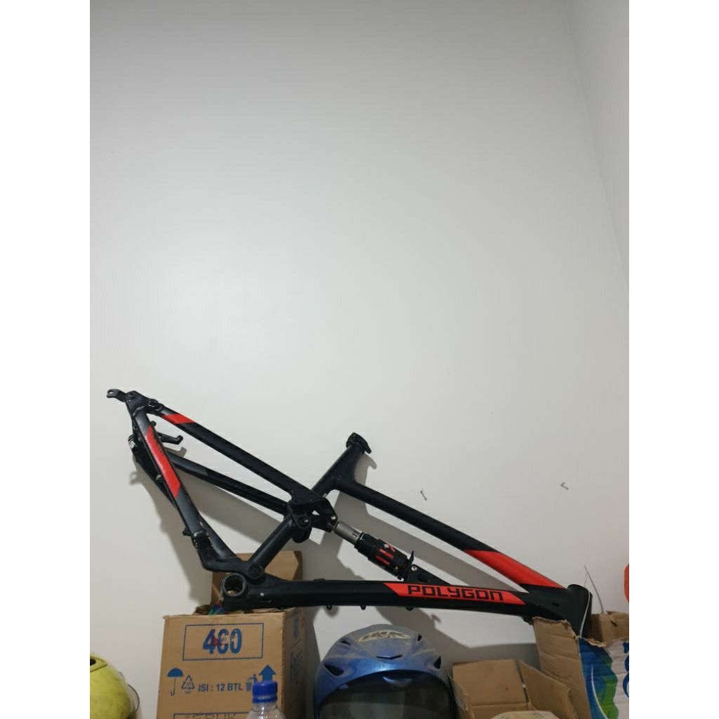 frame polygon d7 2019 old M 27.5