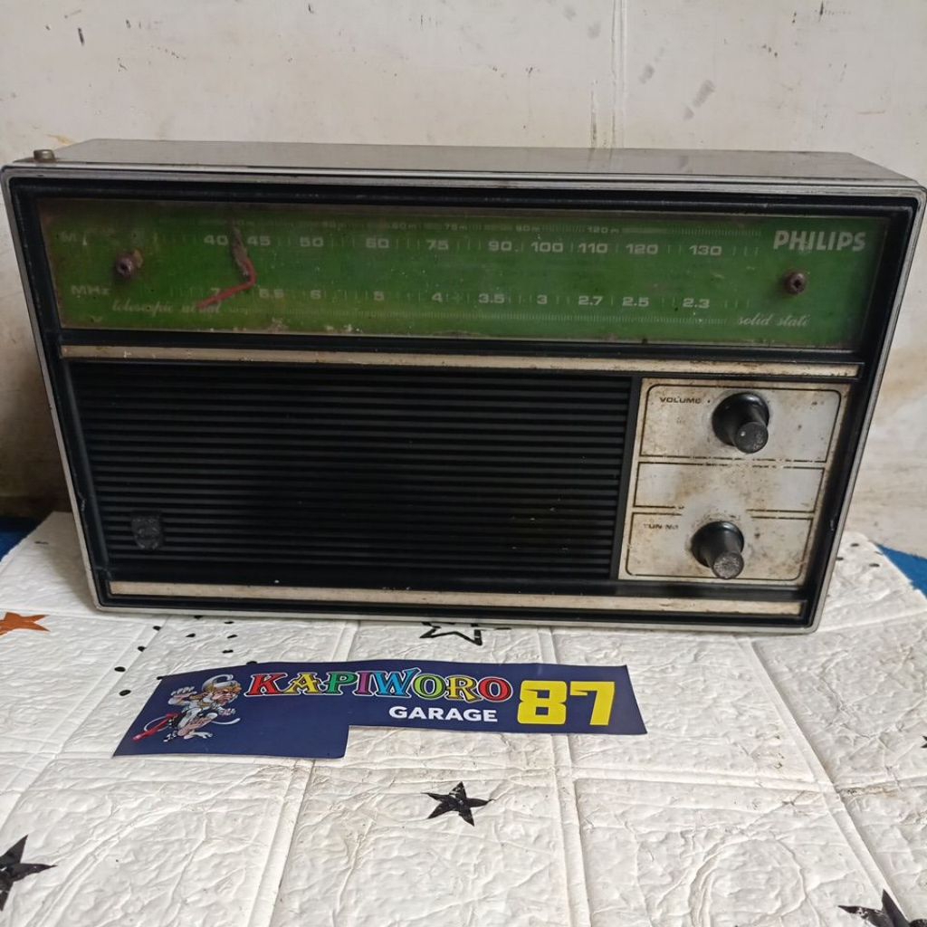 radio jadul PHILIPS bahan vintage
