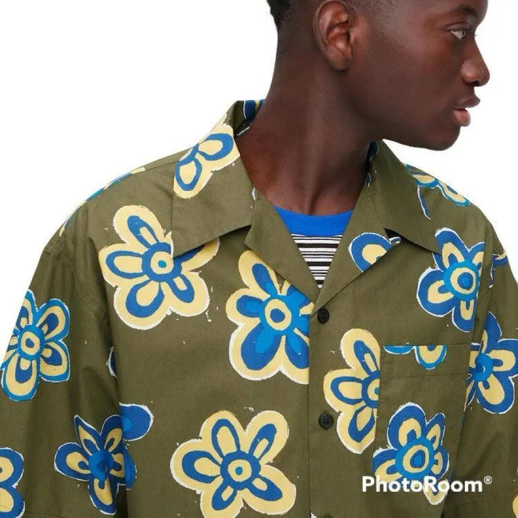 marni X uniqlo shirt