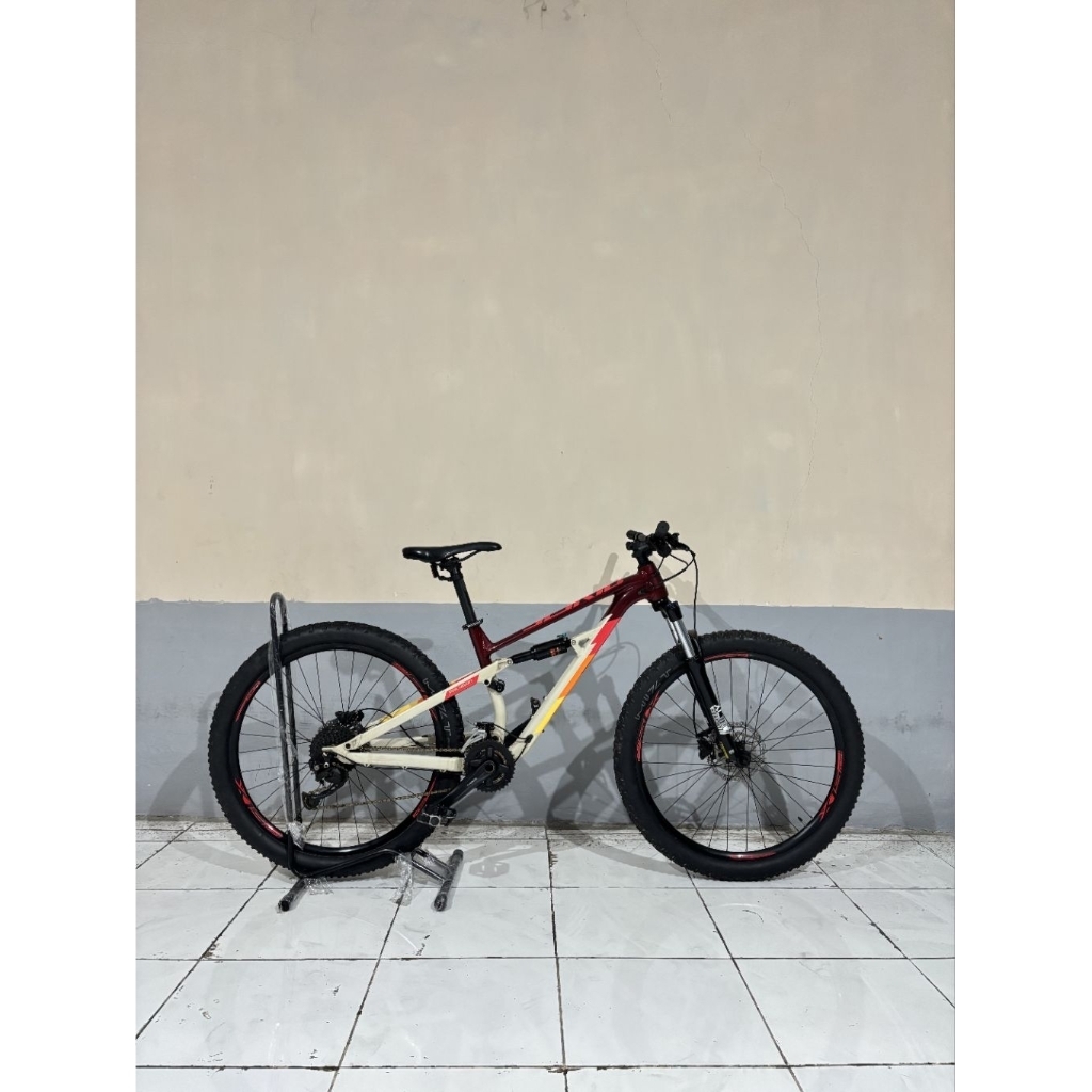 POLYGON SISKIU D5 TAHUN 2022