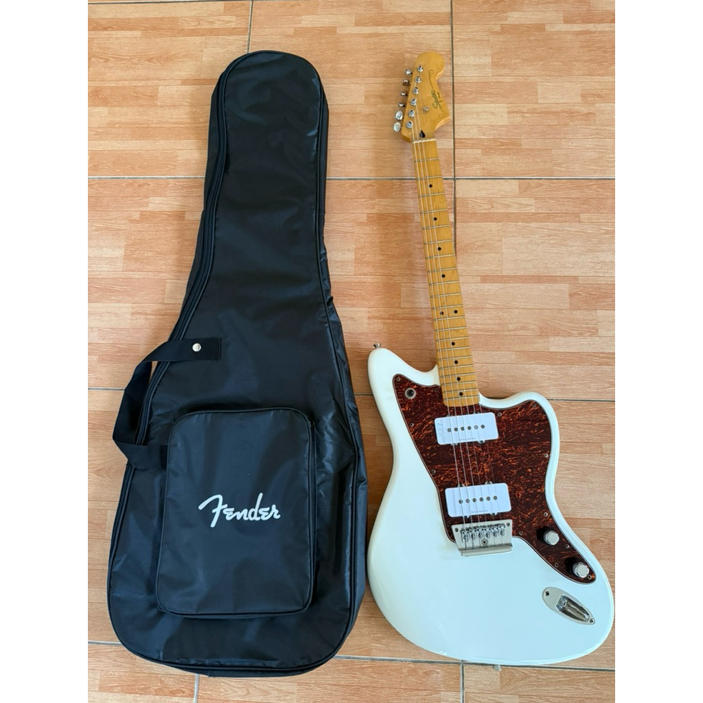 SQUIER JAZZMASTER by Fender kondisi mulus