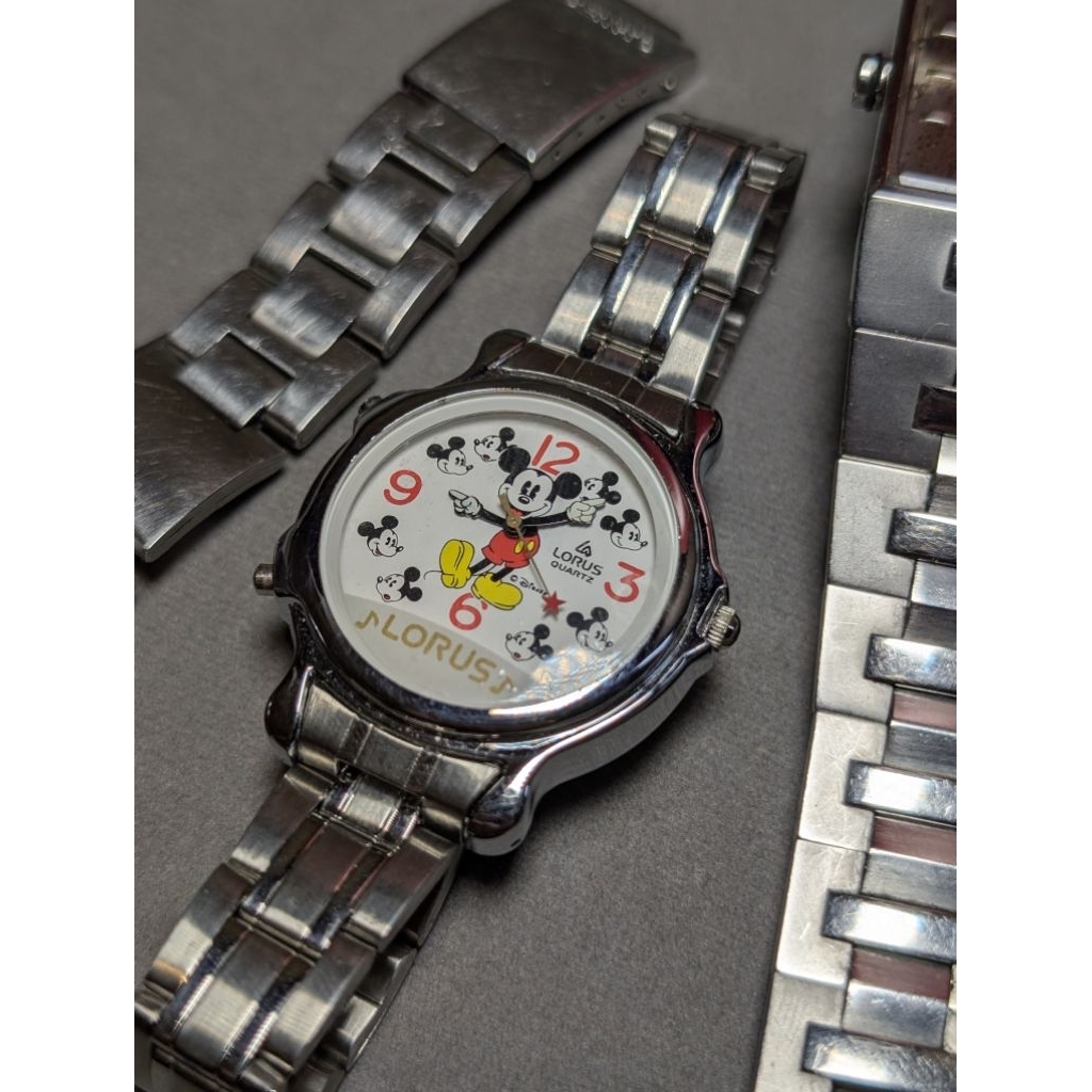 Rare Mickey Mouse Melody by Lorus Seiko Corp. (dengan 2 lagu kebangsaan)