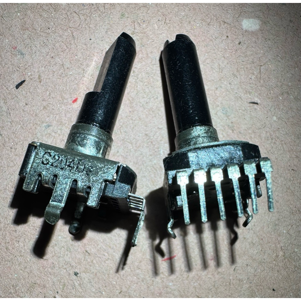 potensio frequency mixer C200K C204 6kaki 6pin original Matsushita japan untuk Mackie VLZ SR24.8 SR3
