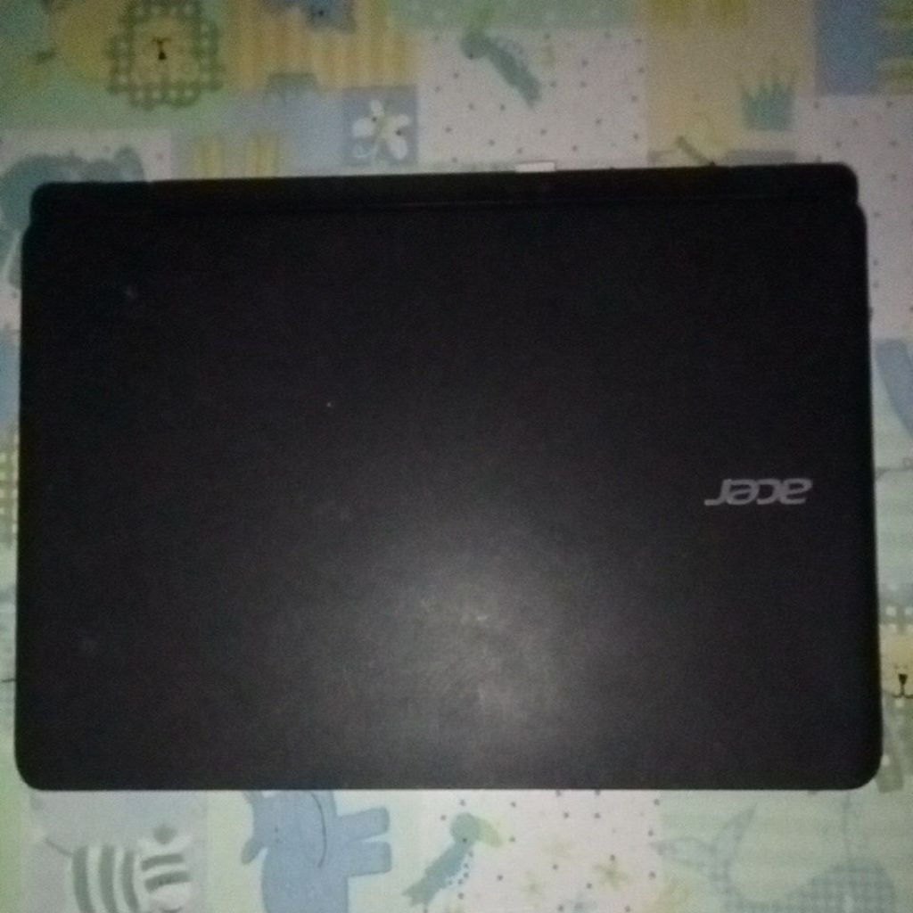 Notebook Acer 12 inch (Second)