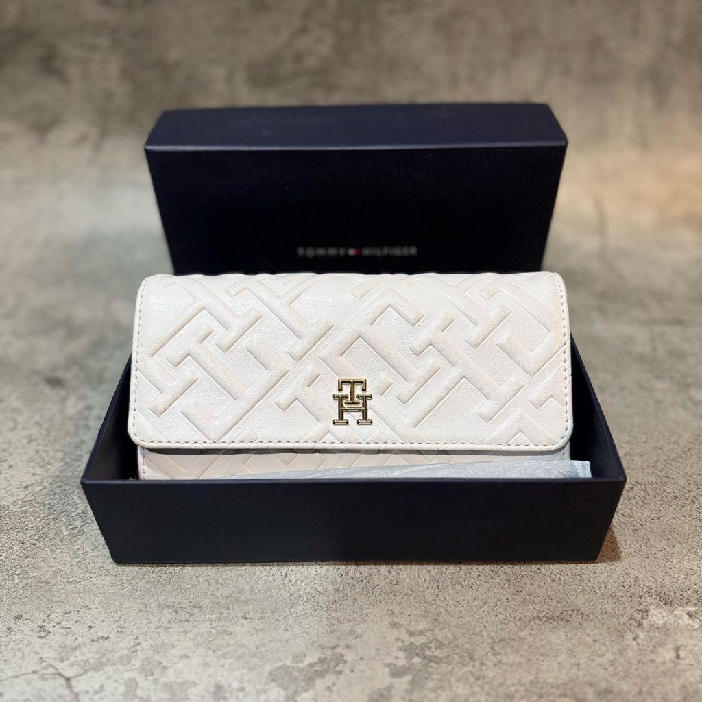 Dompet Wanita Tommy Hilfiger / Ori New