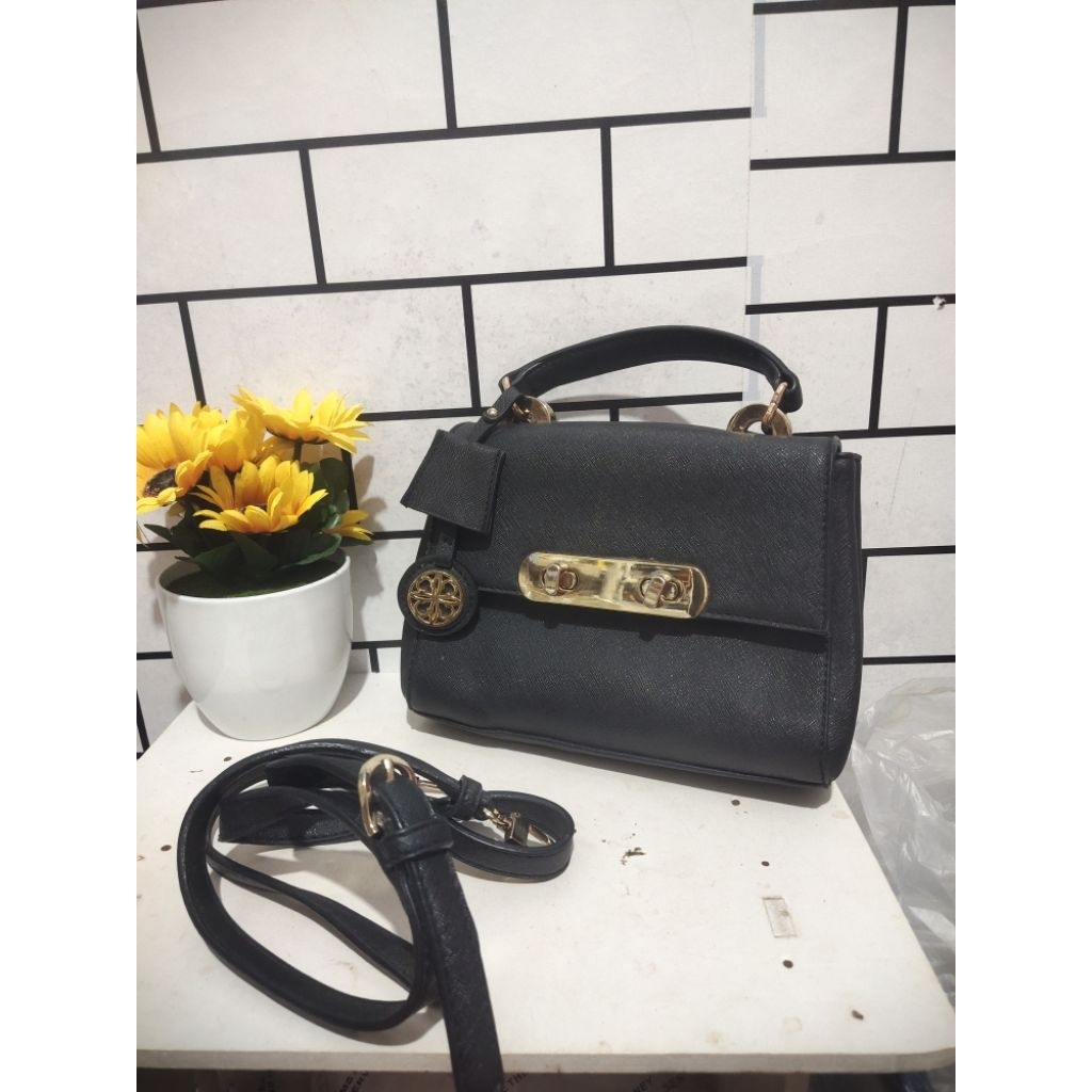 TAS LES CATINO PRELOVED WARNA HITAM