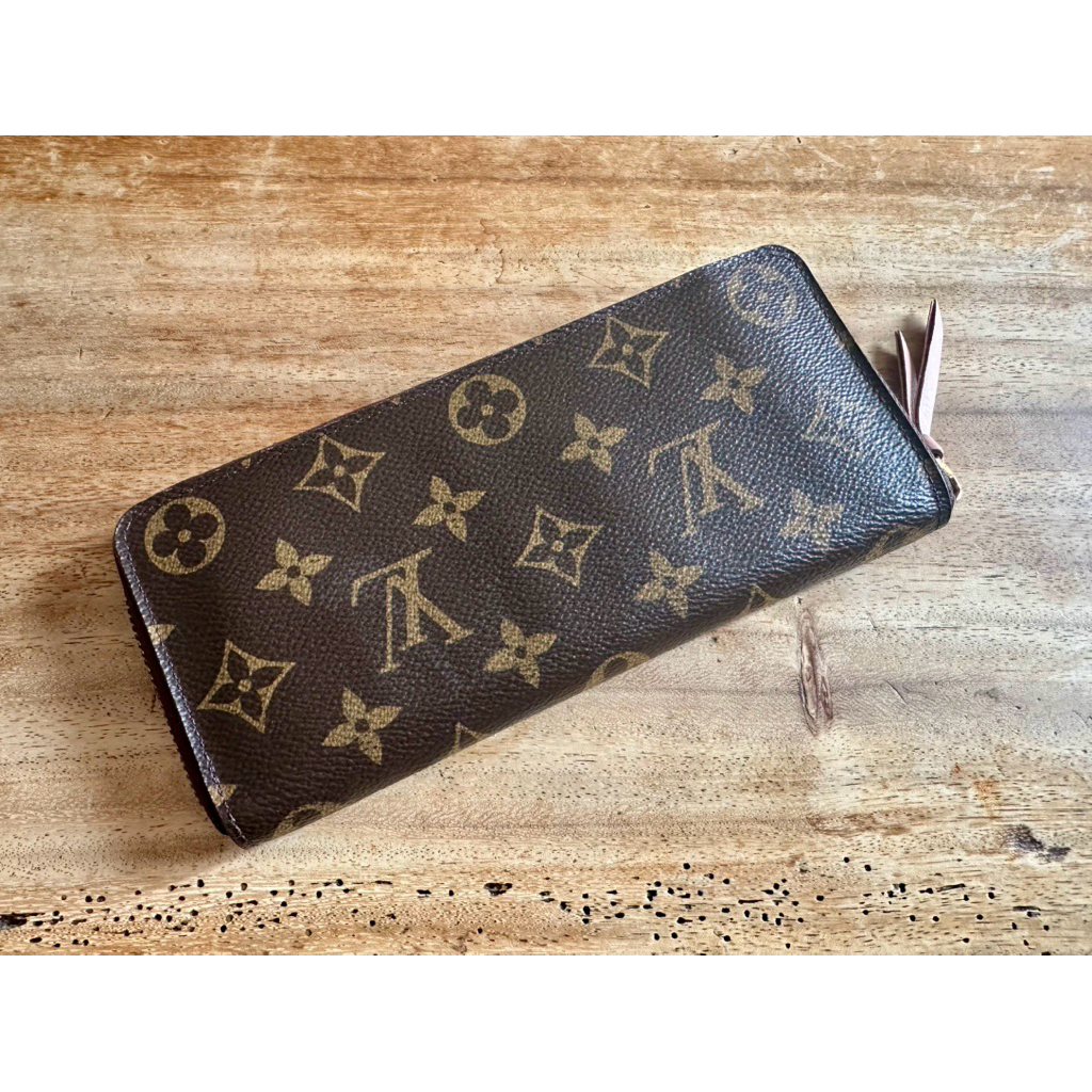 LV Wallet Clemence Auth dengan receipt