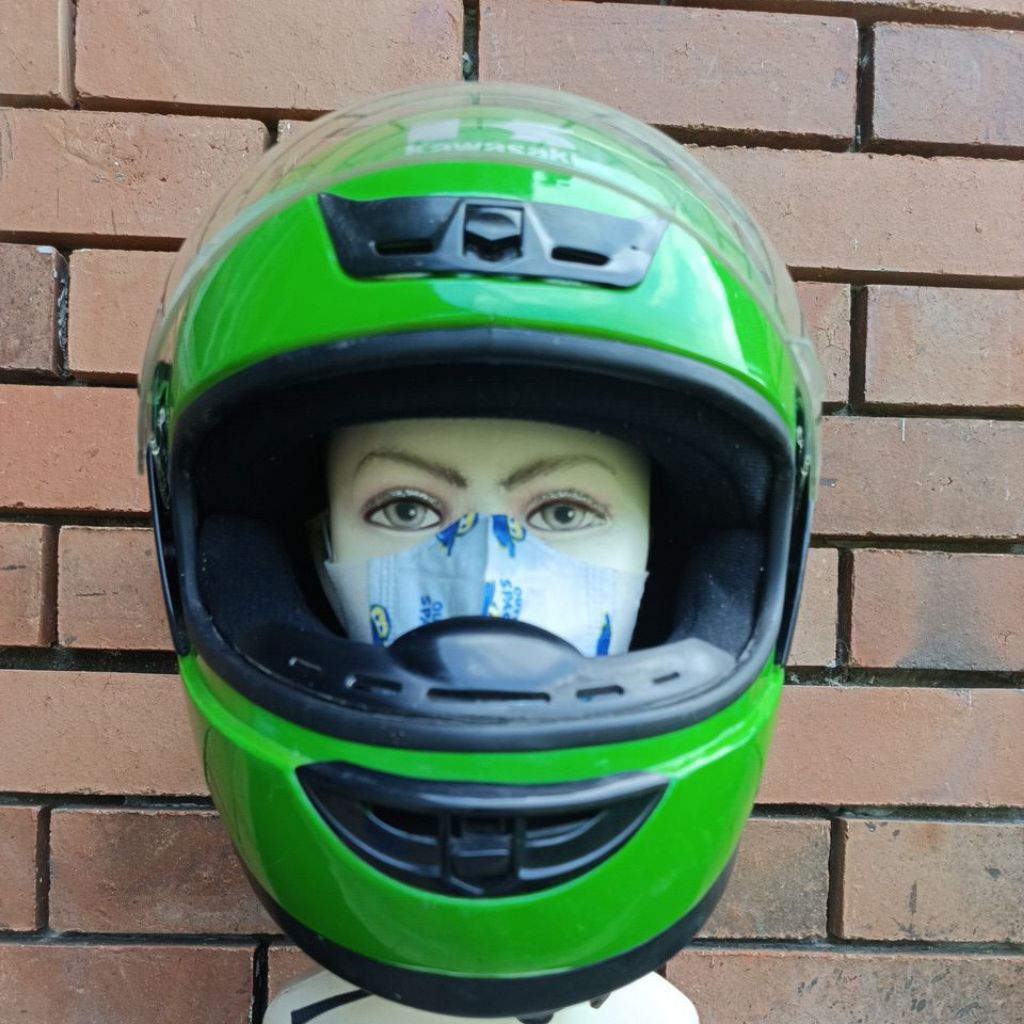 Helm KAWASAKI NINJA original HIJAU
