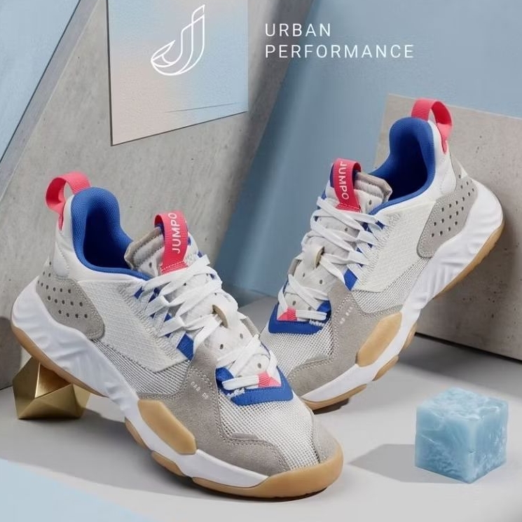 sepatu basket nike Air Jordan Delta 'White Hyper Royal'