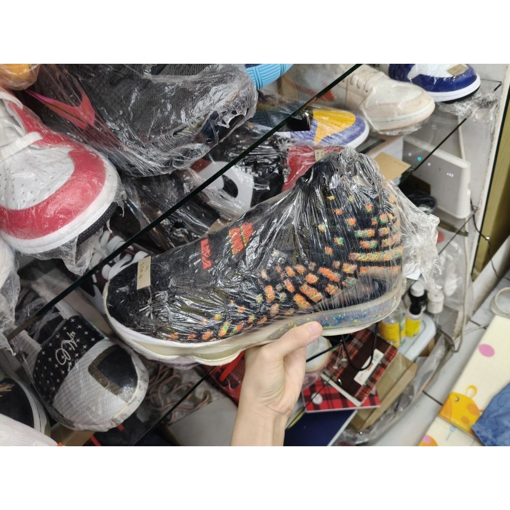 Nike LeBron 17 'James Gang'