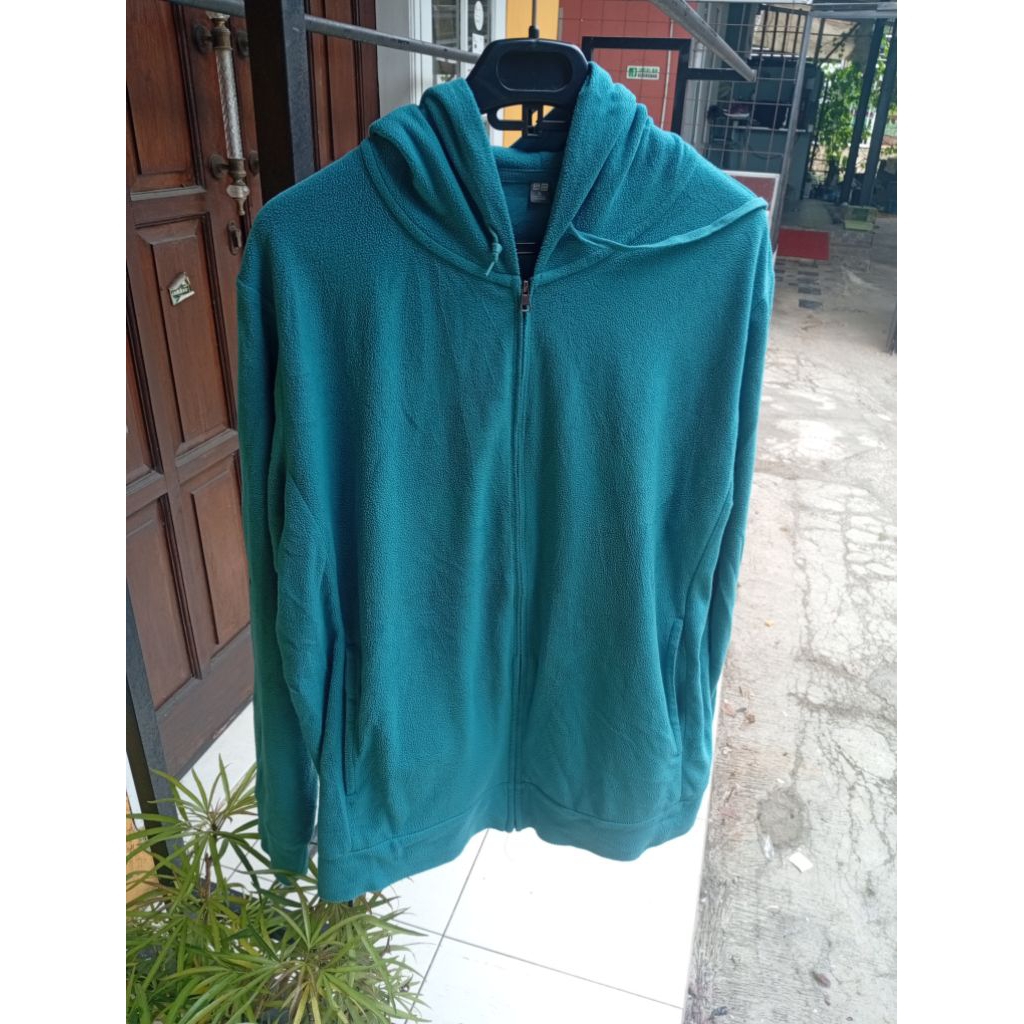 uniqlo jaket zipper blue