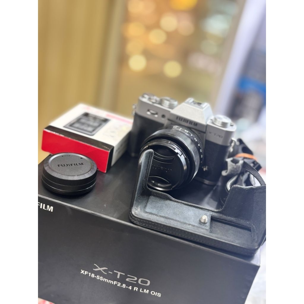Kamera Fujifilm X-T20 lensa fix 35mm f1.4 / Fujifilm Xt20 lensa fix 35mm f1.4 second - Garansi 2 bul