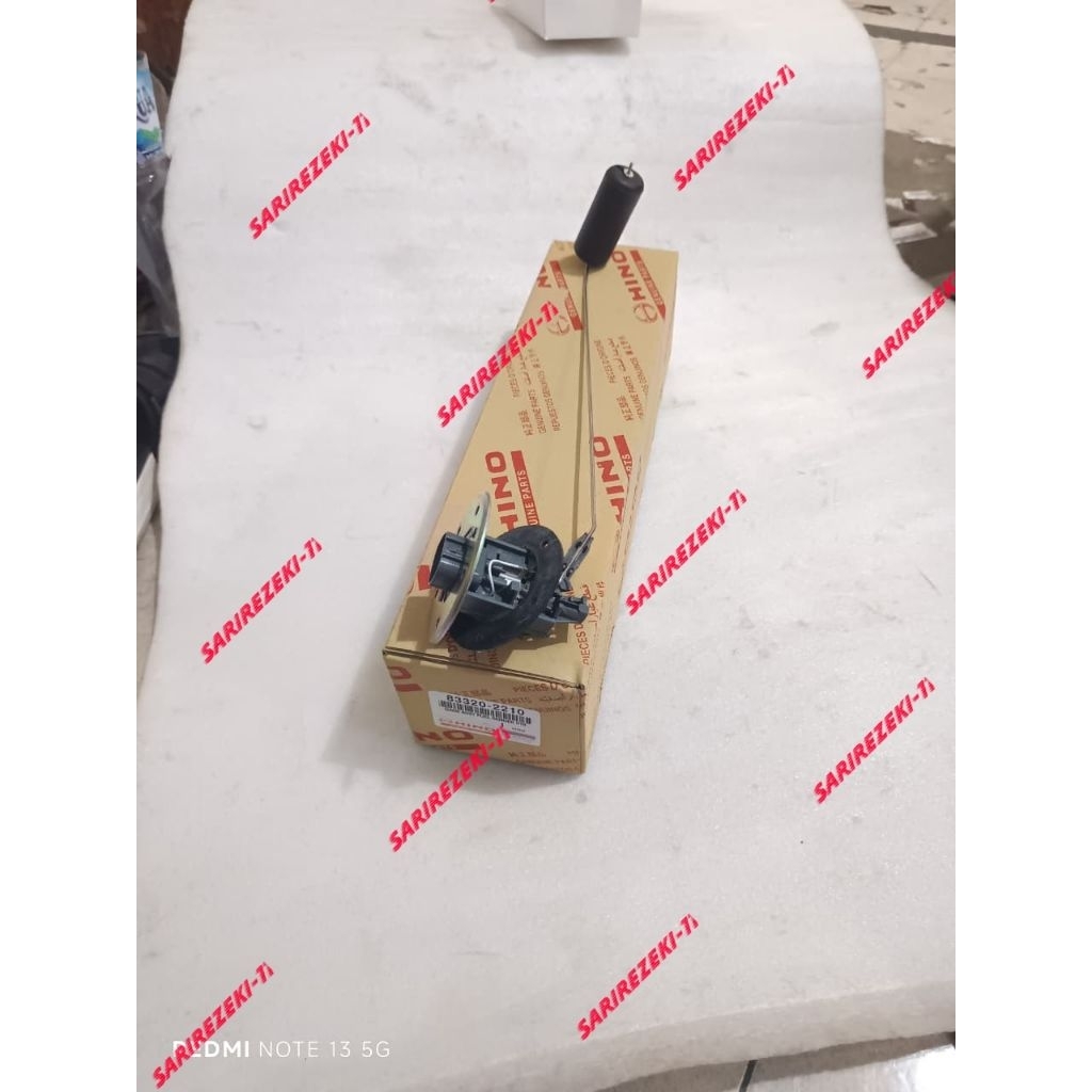 PELAMPUNG SOLAR HINO LOHAN FM 260 TI FG 235 TI 83320-2210 GAGE ASSY