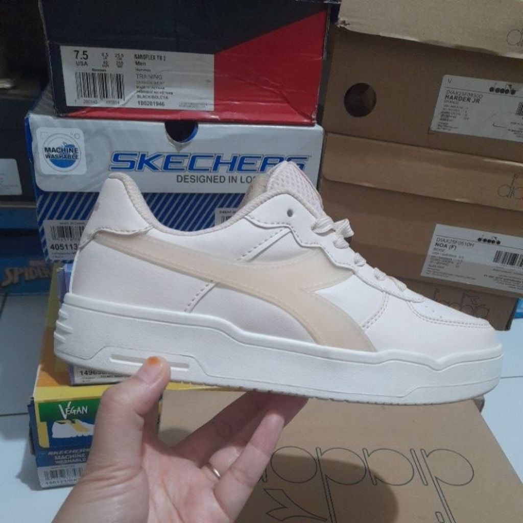 BIG SALE DIADORA MCKENZIE Original BNIB diskon 70%
