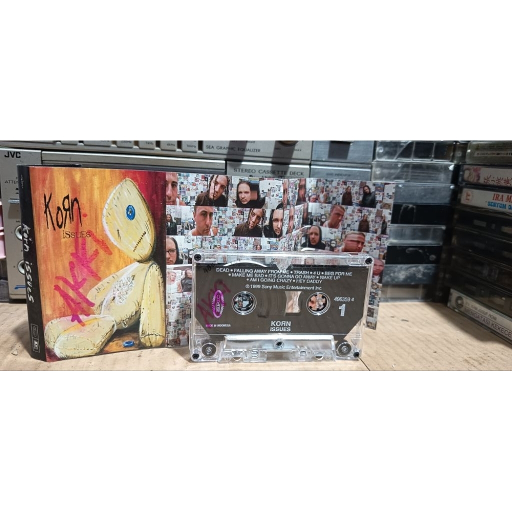 kaset pita Korn - issues