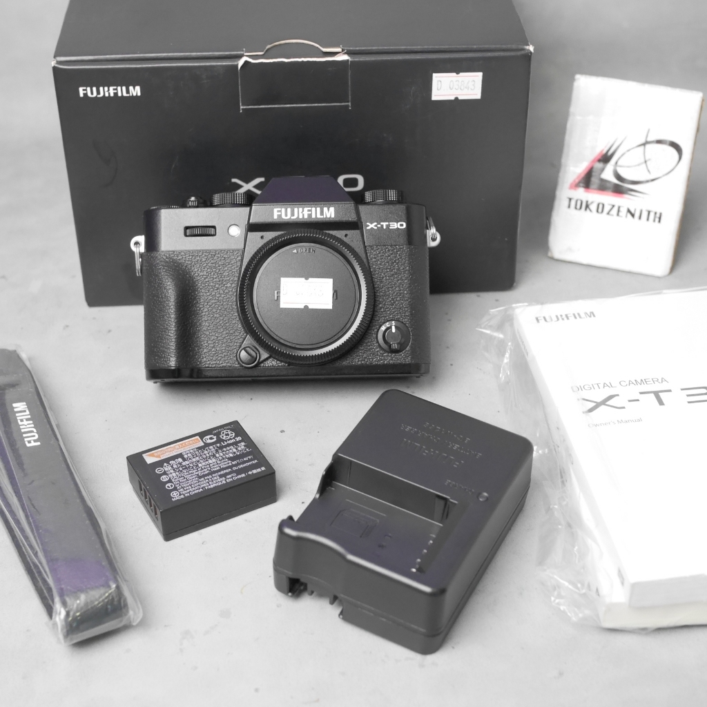 Fujifilm XT30 X-T30 Body Only - Kamera Mirrorless Fujifilm - no XT200 XS10 - D03843