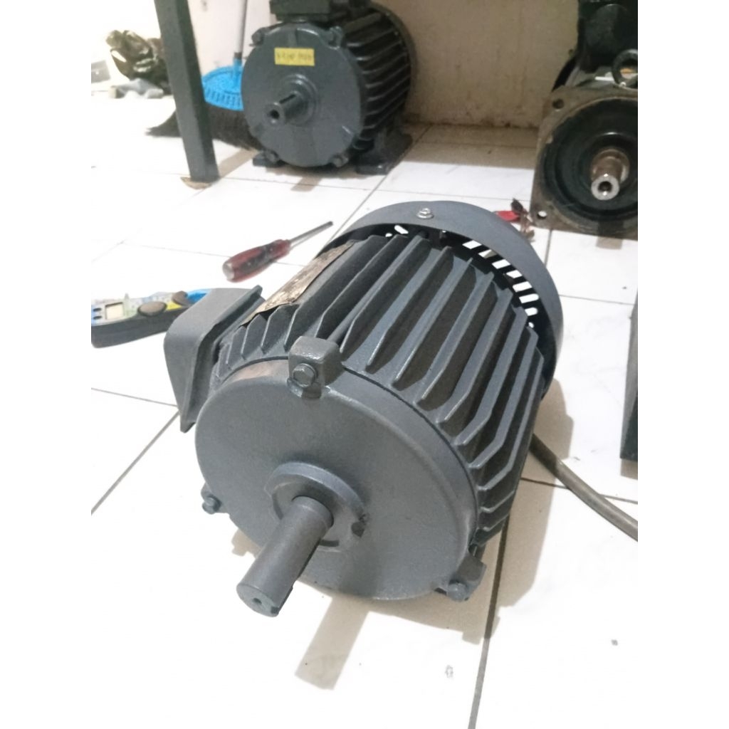 TATUNG 1,5HP 1400 3 PHASE DINAMO PENGGERAK LISTRIK AC 220V - 380V