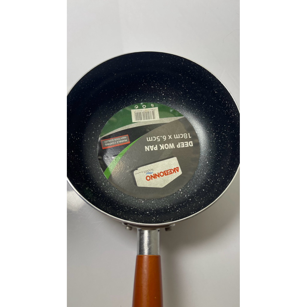 wok pan 18cm