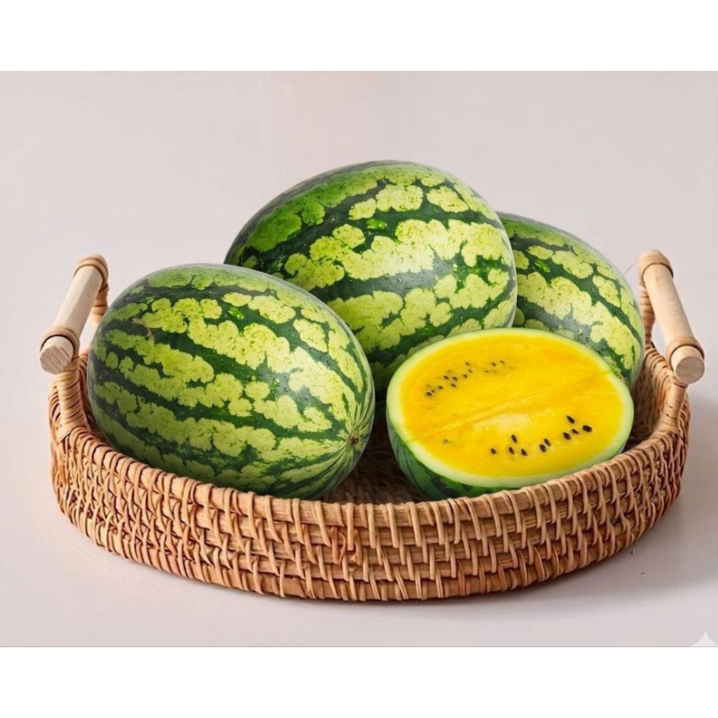 Semangka kuning 1/2 potong, semangka kuning,buah semangka