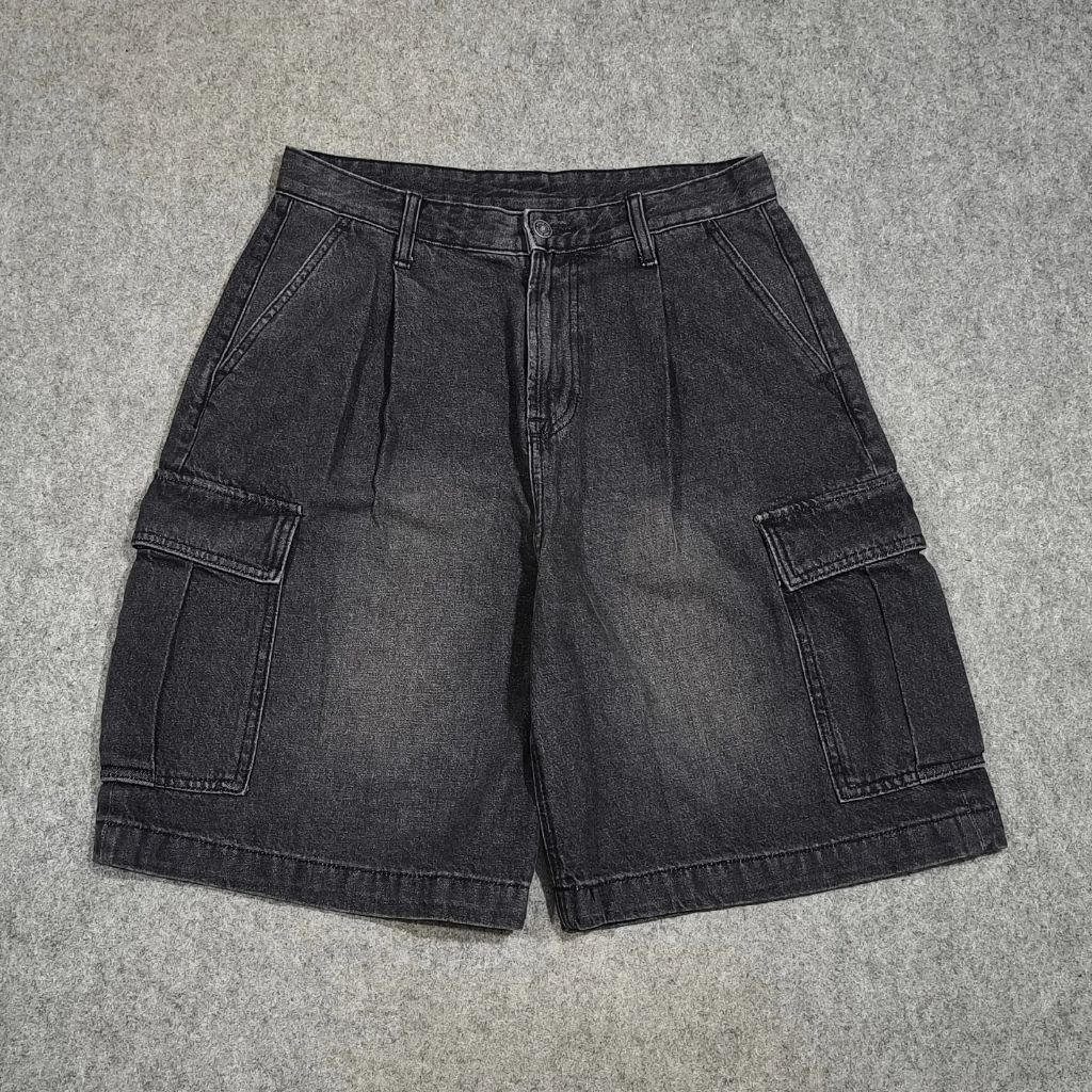 Celana pendek cargo pria SPAO size 32 second