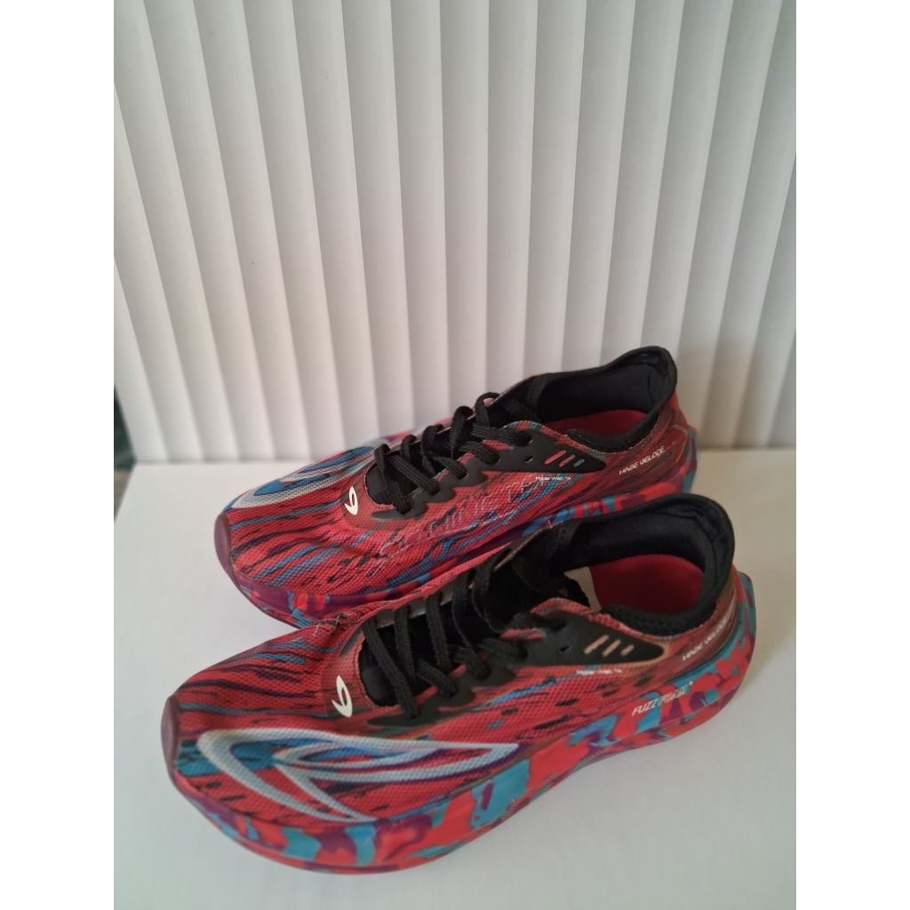 Running shoes Haze Vloce Gravity 910
