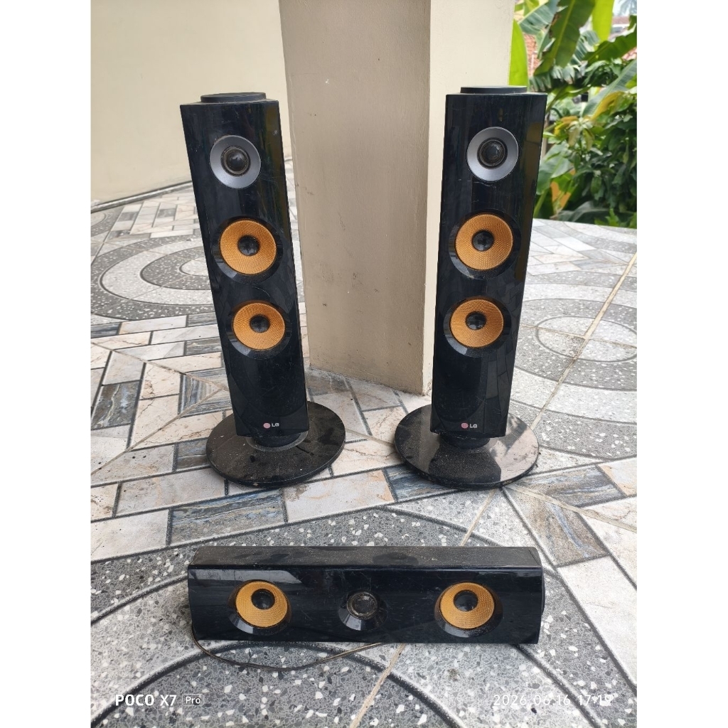 speaker pasif tower dan center LG second masih bagus