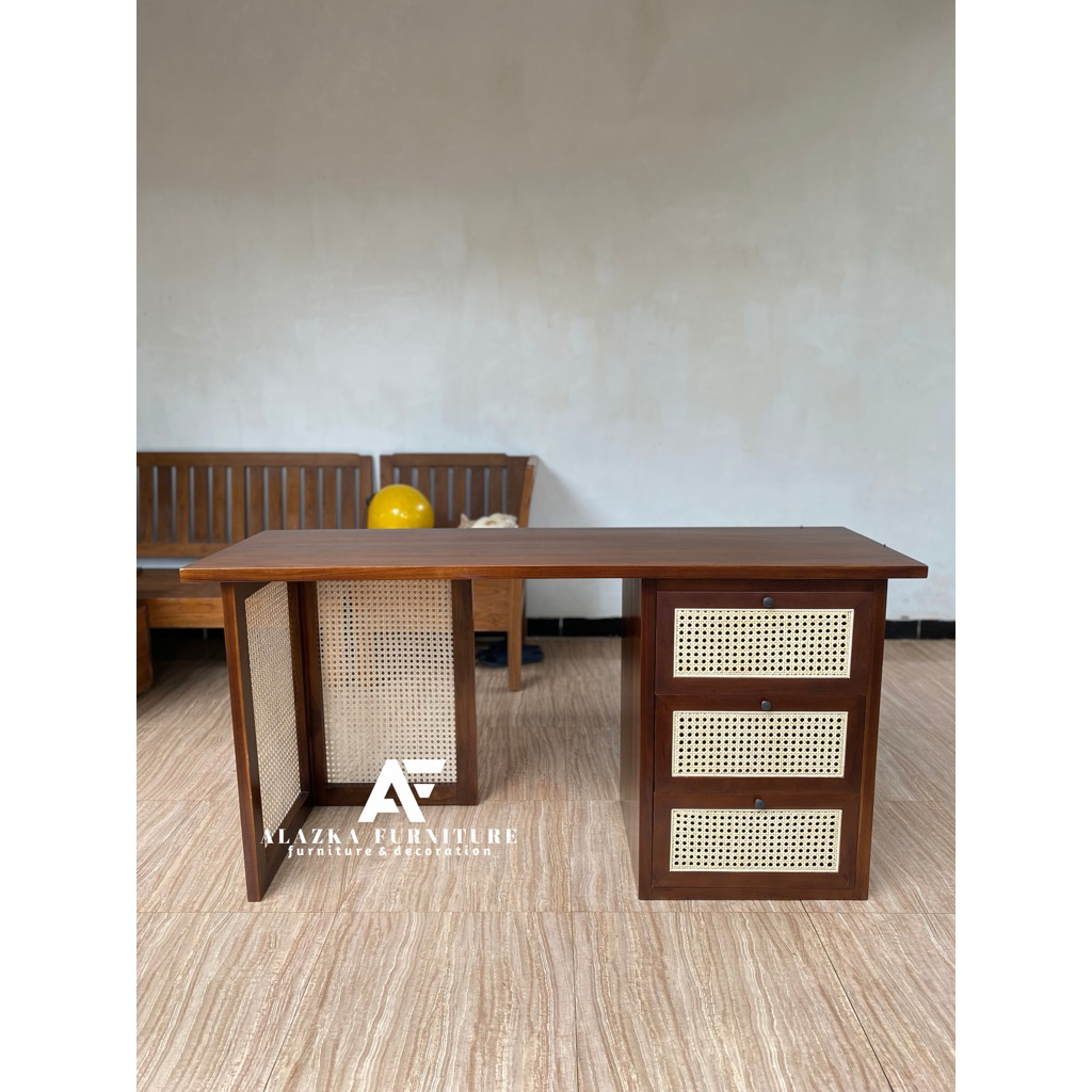 meja kerja rotan aesthetic / meja kantor rotan sintetis / meja kerja minimalis jati