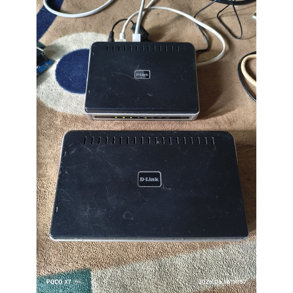 modem router D-link dir-615 & dir-300 bekas normal
