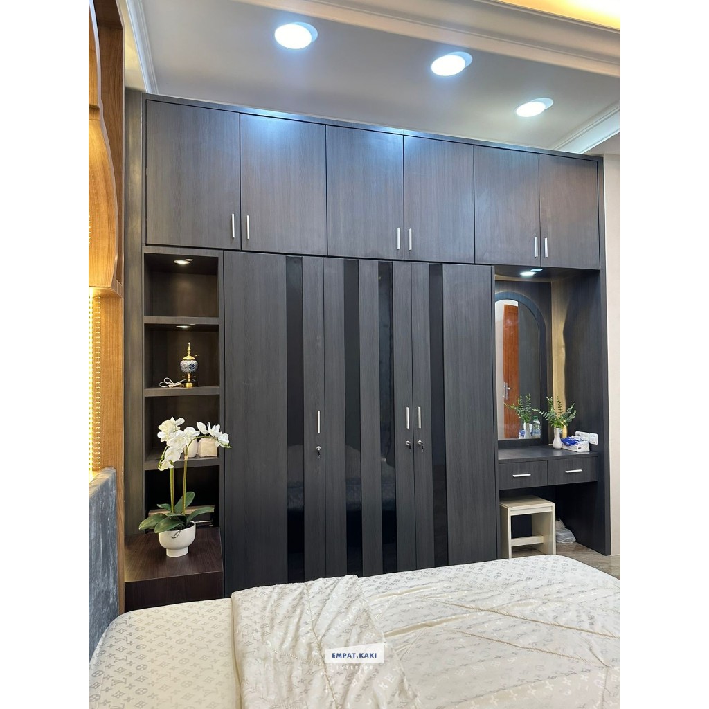 Wardrobe Custom Sesuai Ukuran