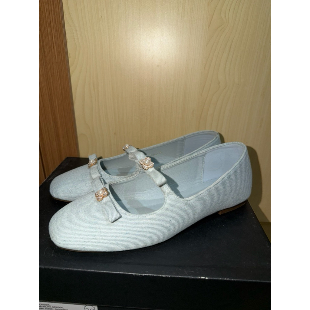 Flat Shoes Urban & Co