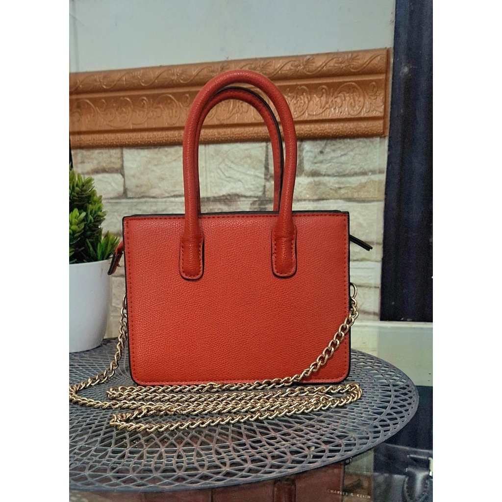 Tas Cewek H&M Store Motif Kulit Warna Orange Dengan Tali Rantai Tebal