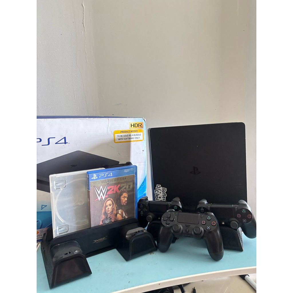 PS 4 ORI 1 TB + Akun ber game