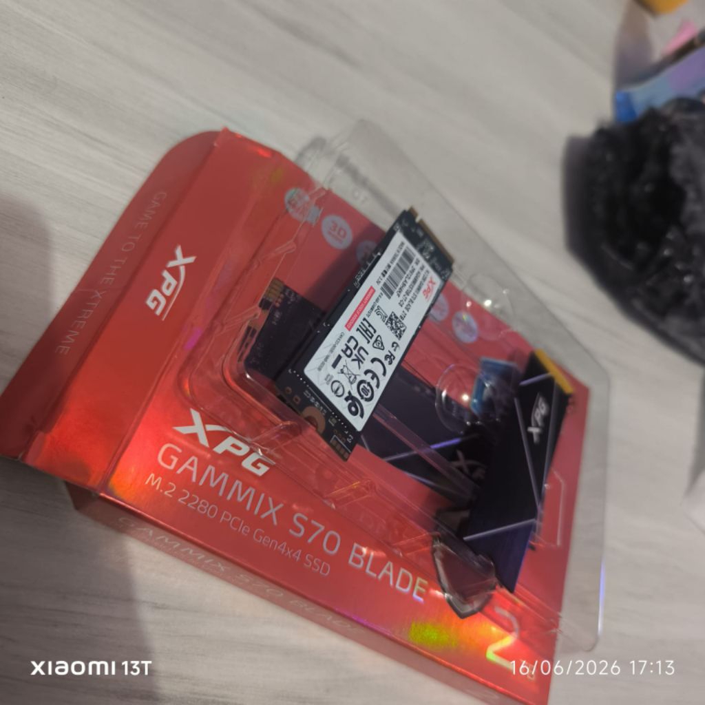 SSD Adata XPG gammix s70 blade 2TB + Enclosure ROG