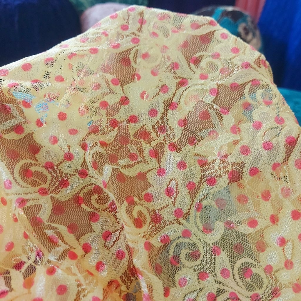kainn brokat premium  - kain brokat meteran - kain brokat stretch -  ( kuning pastel) tb