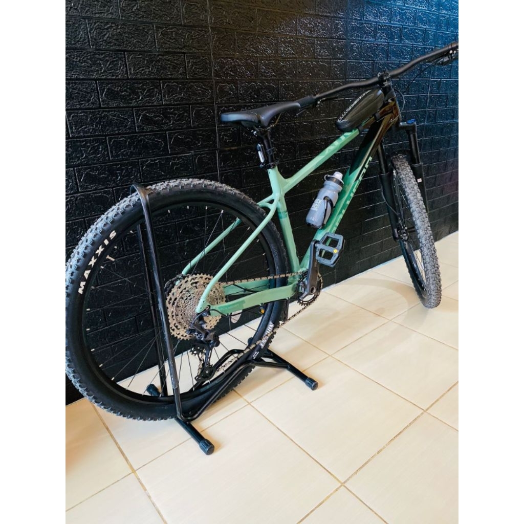 Sepeda Polygon Xtrada 6 Size L 29er