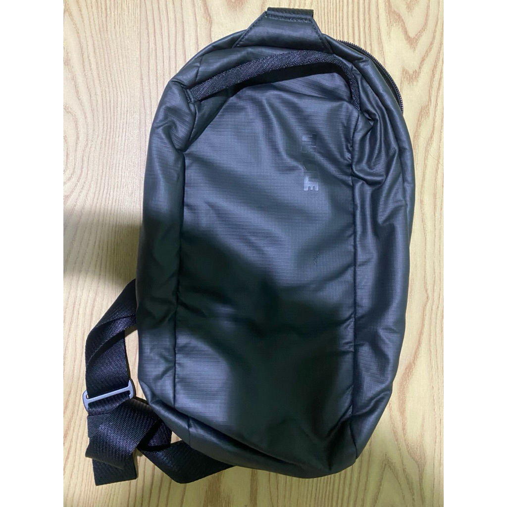 Thule Tact Sling Bag TACTSL08 8L - Black