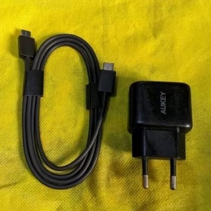 Charger Sony Xperia Original XZ3 XZ2 XZ1 XZ XZs Copotan Original 20Wat